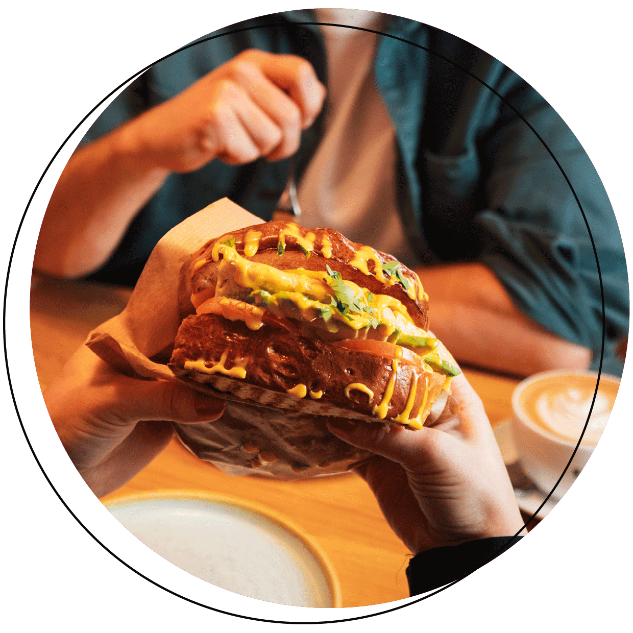 ST. LOUIS Café all day Brioche